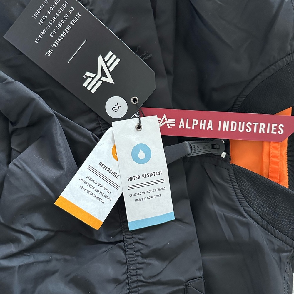 NWOT Alpha Industries Bomber Jacket - Picture 12 of 12